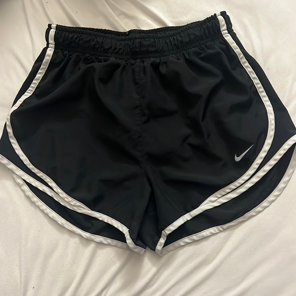 Black Nike Tempo Shorts - Picture 1 of 5